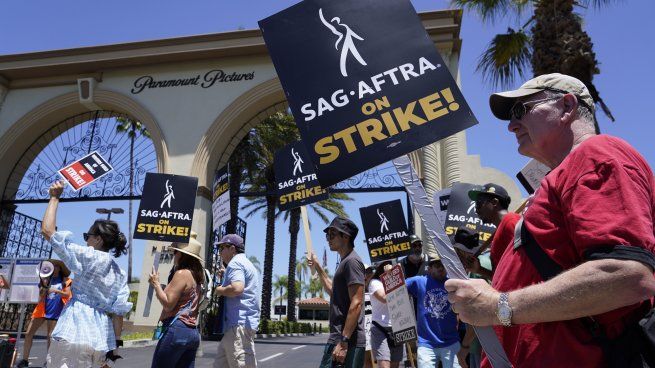 Strike in Hollywood: actors and studios will continue negotiating