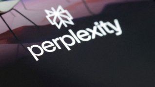 La nueva función de Perplexity que cambia la forma de comprar ropa.