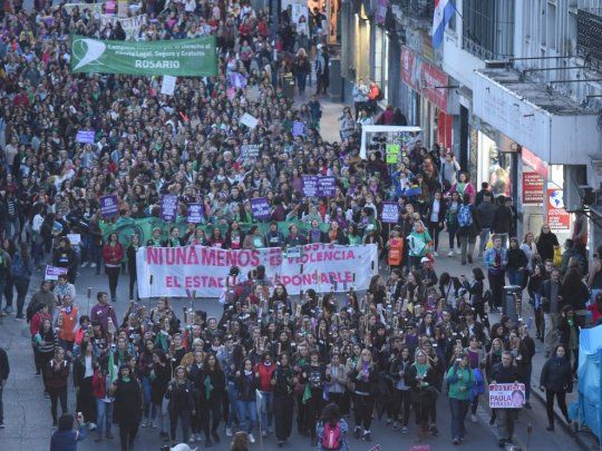 Las mujeres rosarinas también se movilizaron en la quinta marcha bajo la consigna Ni Una Menos.