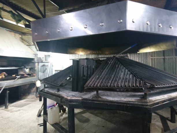 La parrilla de El Ferroviario.jpeg