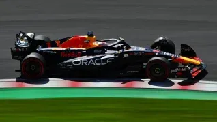 Max Verstappen podría quedar afuera de su quinto título en la Fórmula 1. Max Verstappen podría quedar afuera de su quinto título en la Fórmula 1.