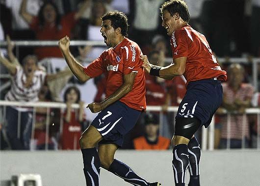 Desahogo. Cristian Pellerano grita con el alma su gol. Fue el segundo y después amplliaría Andrés Silvera.