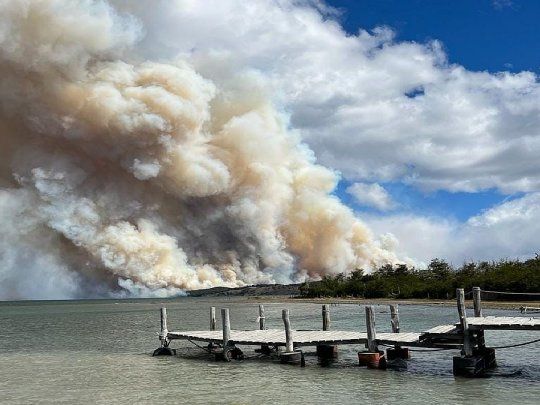 Incendio Tierra del Fuego.jpg