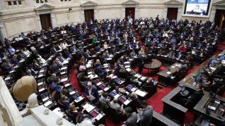 Diputados protagonizaron fuertes cruces drante la sesión por la reforma a la ley de Glaciares. Diputados protagonizaron fuertes cruces drante la sesión por la reforma a la ley de Glaciares.