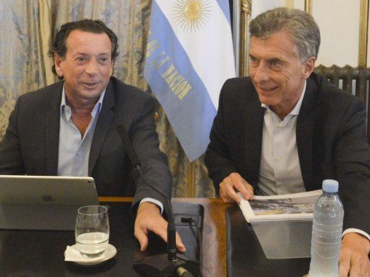 macri sica.jpg
