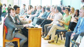 Presupuesto Mendoza: sin déficit y deuda por u$s300 M