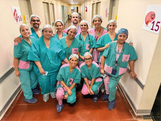 En la cesárea participaron neonatólogos, obstetras, cirujanos, especialistas en cuidados críticos maternos y enfermeros. 