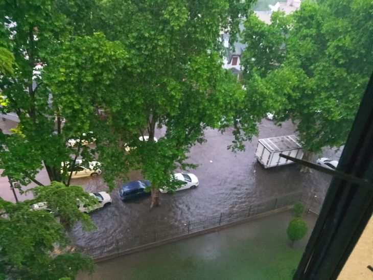 AMBA sigue afectado por las intensas lluvias. AMBA sigue afectado por las intensas lluvias.