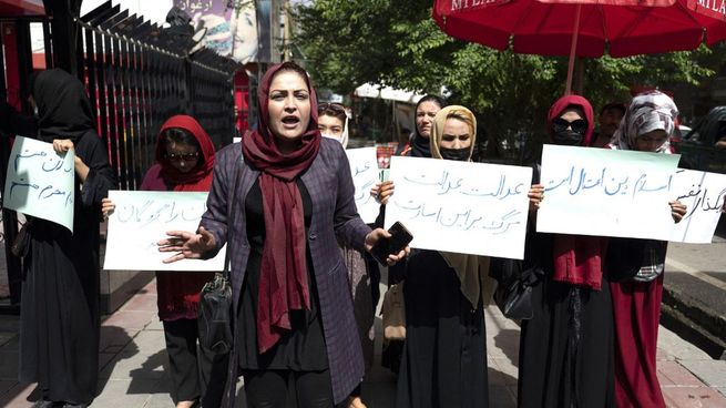 Kabul marcha mujeres