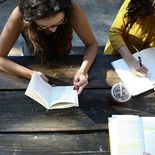 Solo el 53% de los jóvenes uruguayos culmina el bachillerato, según estudio de Ceres. Solo el 53% de los jóvenes uruguayos culmina el bachillerato, según estudio de Ceres.