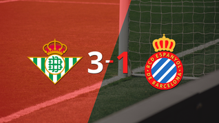 con muchos goles, betis derroto 3-1 a espanyol