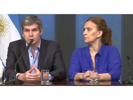 El jefe de Gabinete, Marcos Peña, aseguró que si la vicepresidente Gabriela Michetti es convocada a testimoniar por la Justicia por el dinero no declarado de su Fundación SUMA, lo hará.