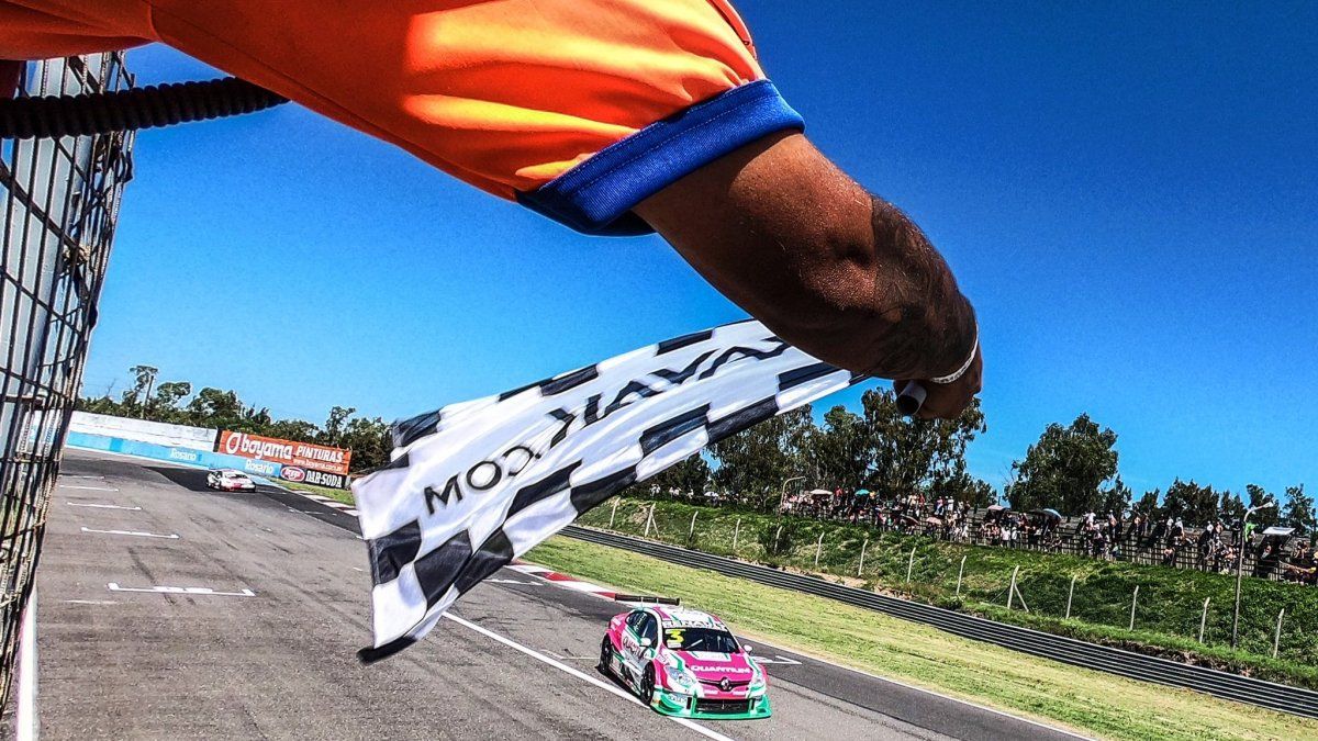 Leonel PernÃa placed first in the TC2000 Leonel PernÃa placed first in the TC2000