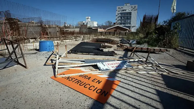Desde las provincias se quejan de que el proyecto de Presupuesto continúa con el recorte de fondos que paralizó obras.