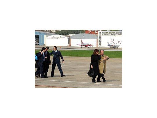 Primer viaje de Cristina en dos meses: fue en avión a El Calafate