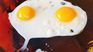 The effective recipe to enjoy a healthier fried egg. The effective recipe to enjoy a healthier fried egg.