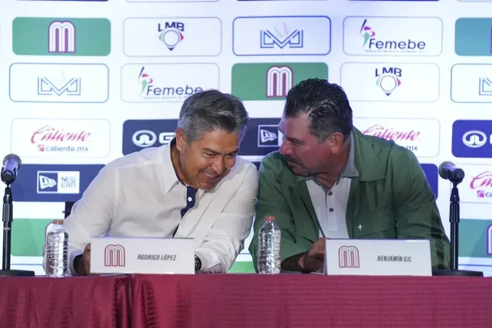 Rodrigo López y Benjamin Gil continuarán como director deportivo y mánager del combinado nacional.