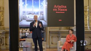 Jorge Telerman al anunciar la temporada 2024 del Teatro Colón junto a la ministra de Cultura, Gabriela Ricardes.
