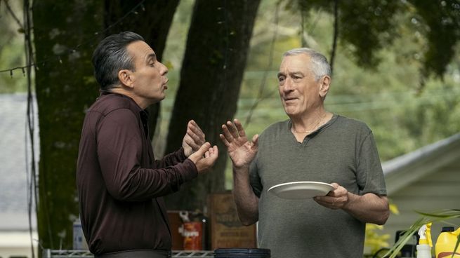La película que muestra un De Niro distinto está disponible en Netflix.