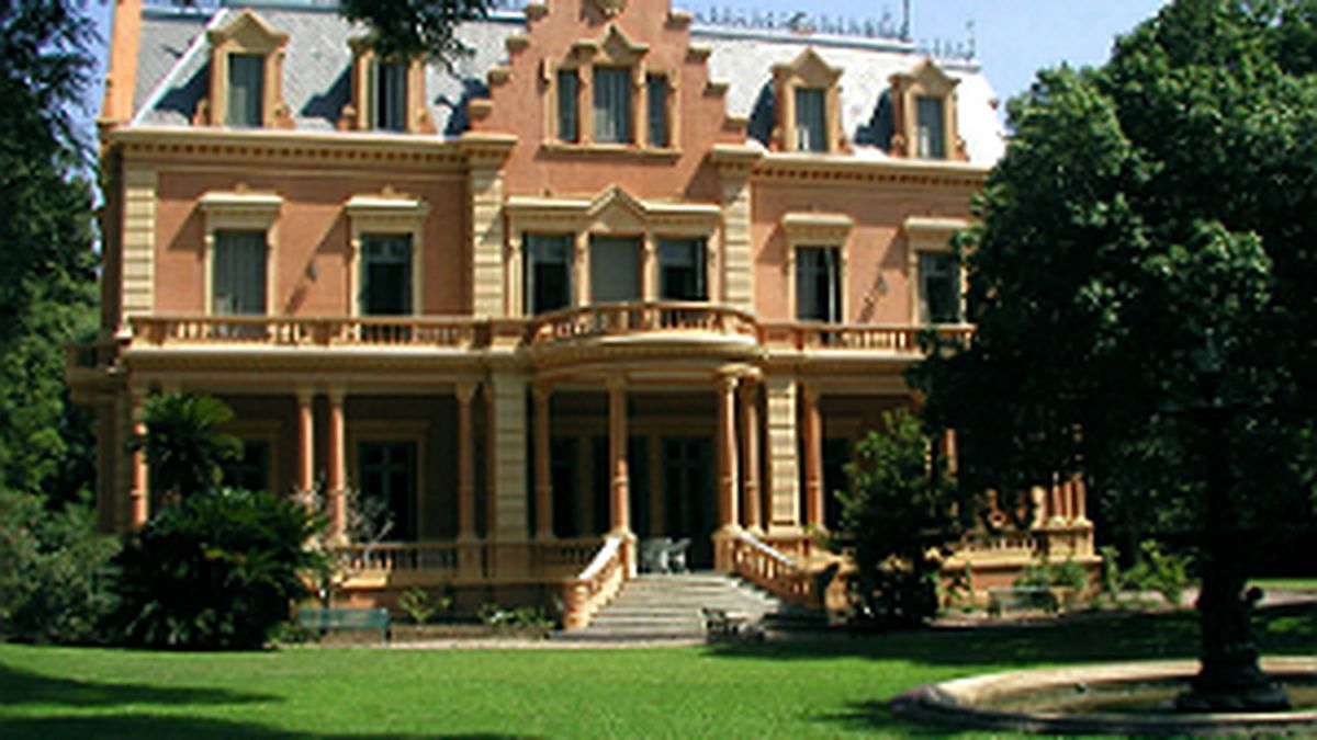 What are the incredible Argentine mansions where you can have tea?