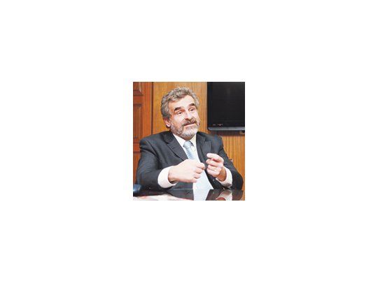 Agustín Rossi, santafesino y presidente del bloque oficialista de Diputados. Debe renovar mandato en una lista que enfrenta a Carlos Reutemann.