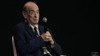 Ricardo Arriazu advirtió que la dinámica actual destruye más puestos de trabajo de los que genera y alertó sobre el impacto político en el Gran Buenos Aires.