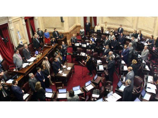 El Gobierno propuso una ley que le dé mayor competitividad a esos puertos. A cambio, pide que se no tratar el DNU que rechazó los reembolsos. (Foto: Ignacio Petunchi)