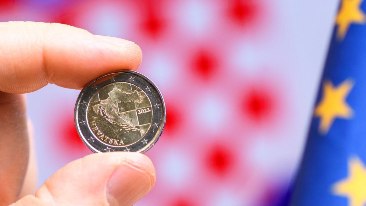 Croatia adopted the euro as its official currency and joined the Schengen area