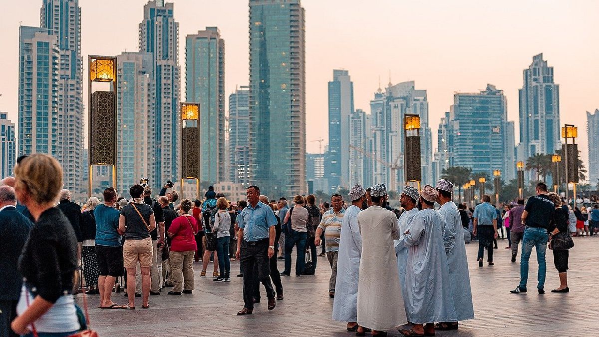 UAE changes weekend days to attract investors