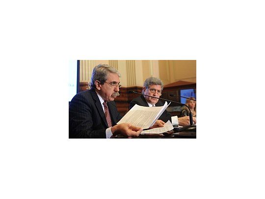 La iniciativa oficialista consiguió el despacho favorable en la comisión de Asuntos Constitucionales.