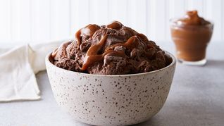 El placer de comer helado no solo depende del sabor: intervienen la dopamina, los recuerdos y el contexto. El placer de comer helado no solo depende del sabor: intervienen la dopamina, los recuerdos y el contexto.