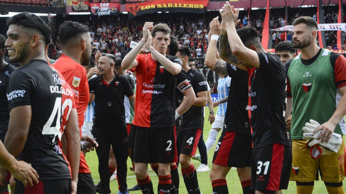 He does not give up: Colón won and left the relegation zone in Damonte’s debut