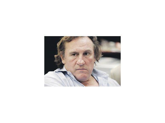 El director Abel Ferrara confirmó en Italia que Gerard Depardieu e Isabelle Adjani encarnarán al ex director del FMI y su esposa Ann Sinclair en el film que él está preparando.