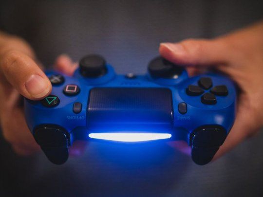 En el caso de los servicios de&nbsp;videojuegos&nbsp;como los de&nbsp;PlayStation&nbsp;están&nbsp;alcanzados o no por la nueva restricción cambiaria.