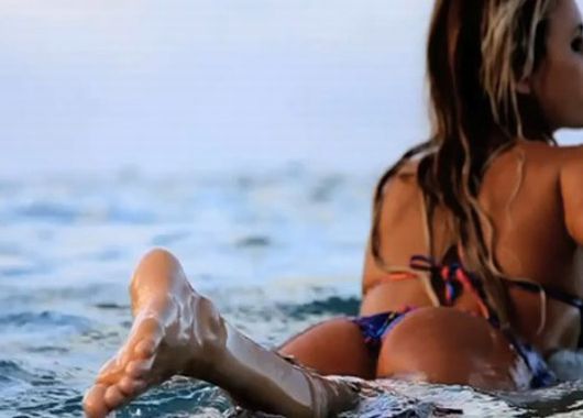 Alana Blanchard, Surf.
