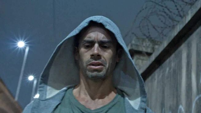 Gatillero, de Cris Tapia Marchiori, violento film que llegó a las salas de cine.