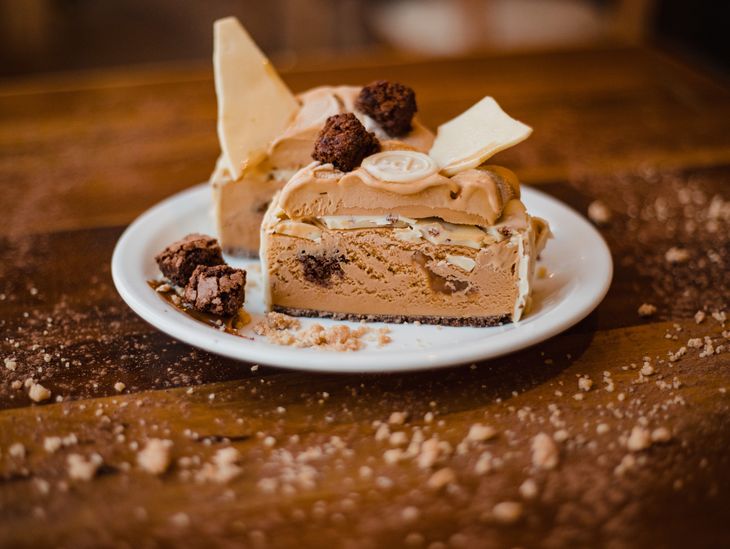 Blossom, has several locations. They are: Edison 10, Martínez; Av. Maipú 2501, Olivos; Av. Del Libertador 16246, San Isidro; Constitution 1002, San Fernando; Carlos Casares 961, Castelar. Blossom, has several locations. They are: Edison 10, Martínez; Av. Maipú 2501, Olivos; Av. Del Libertador 16246, San Isidro; Constitution 1002, San Fernando; Carlos Casares 961, Castelar.