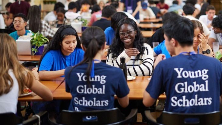 Estudiantes del programa Yale Young Global Scholars (YYGS). Estudiantes del programa Yale Young Global Scholars (YYGS).