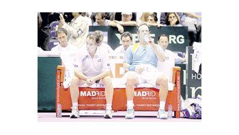 «Tito» Vázquez y David Nalbandian, cuando la relación entre ambos no tenía rispideces. Ahora el cordobés fue crudo con el capitán de la Davis.