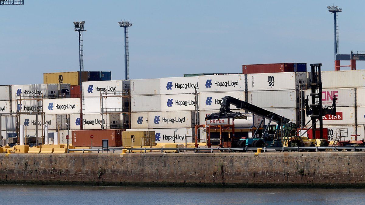 The cheap dollar and competitiveness problems impact exports