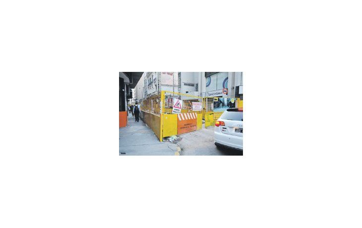 ámbito.com | Las obras que se vienen llevando a cabo en el Microcentro porteño  molestan a las empresas que tienen sus oficinas allí. Es que cada vez es más difícil acceder a la zona. Además buscan reducir sus gastos fijos, por lo que deciden mudarse a la provincia.