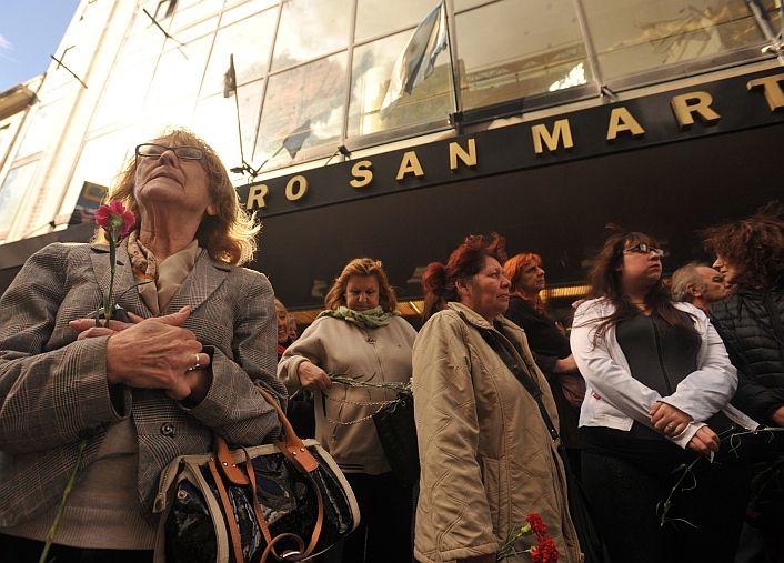Una multitud le dio el último adiós a Alfredo Alcón (foto 3)