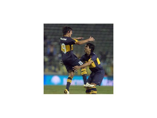 Boca venció a Racing en Mar del Plata