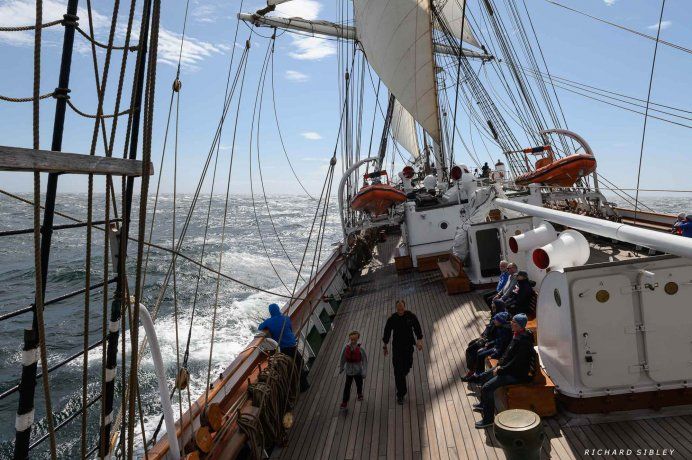 El Statsraad Lehmkuhl fue construido en Alemania en 1914.