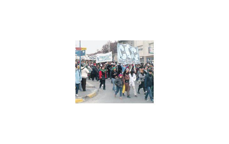 Despenalización del aborto, violencia de género y abuso en las relacio-nes laborales fueron algunos de los ejes del convocante encuentro.
