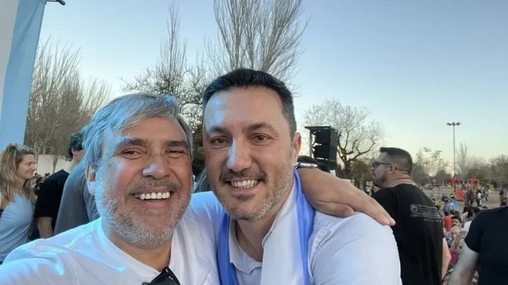 Luis Petri, ministro de Defensa, había ratificado a Fiochi días antes de su renuncia y reconoció la deuda ante Diputados. Luis Petri, ministro de Defensa, había ratificado a Fiochi días antes de su renuncia y reconoció la deuda ante Diputados.