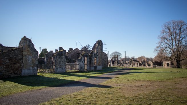 Las ruinas de Oradour-sur-Glane quedaron intactas como un recordatorio del horror