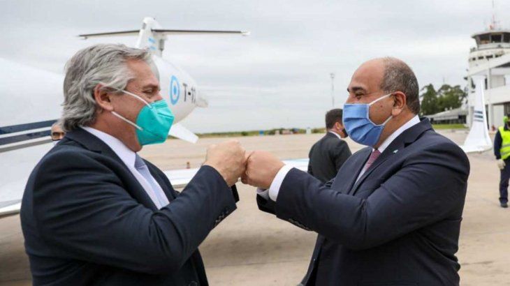 el-presidente-alberto-fernandez-sera-recibido-el-gobernador-tucumano-juan-manzur