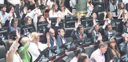 La Legislatura porteña votó a favor ayer del convenio de transferencia de la Policía Federal a la órbita de la Ciudad. Se abstuvo el Frente para la Victoria.