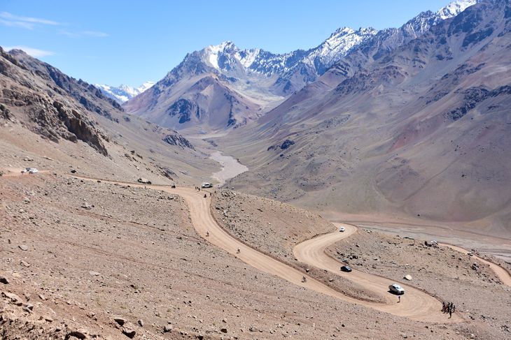 Desde el monumento Canota hasta el cerro Aconcagua, hay opciones para explorar en los alrededores. Desde el monumento Canota hasta el cerro Aconcagua, hay opciones para explorar en los alrededores.